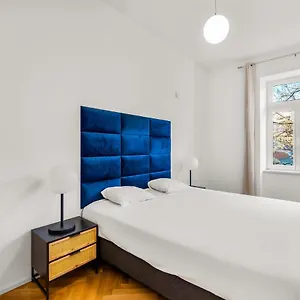  Apartament Chic Residences #suite 7